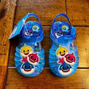 NWT Infant Baby Size 3 Baby Shark Glitter Jelly Sandals Shoes